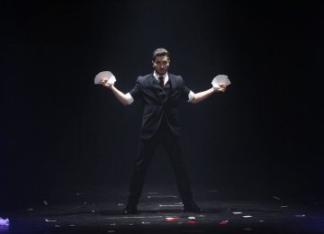 3060 Illusion act by Sos