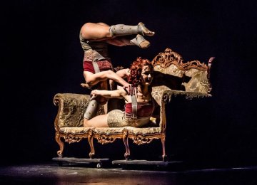 Maxima Artistic Agency - Circus show (2)