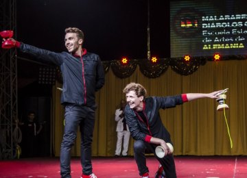 ONE_LINE_1_300dpi---by-Alejandro-Perez-Sacco