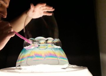 1355 Jose & Javi /Bubble show