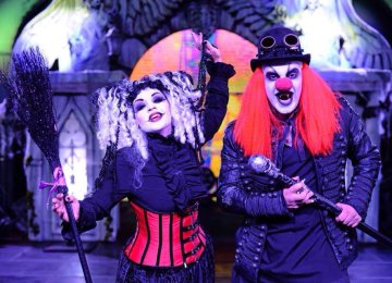 1042 Comedy by 1042 XIMENA & JUAN (3)