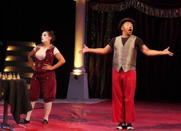 1042 Comedy by 1042 XIMENA & JUAN (5)