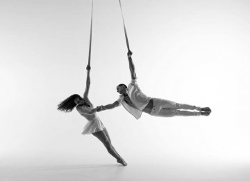 Aerial act Maximaaa.com  (2)