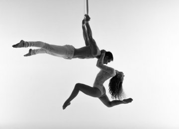 Aerial act Maximaaa.com  (3)