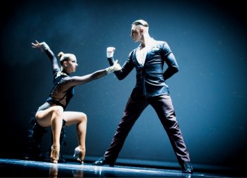 3008 Ballroom duo D+Y  (1)