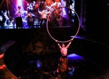 Cyr wheel act